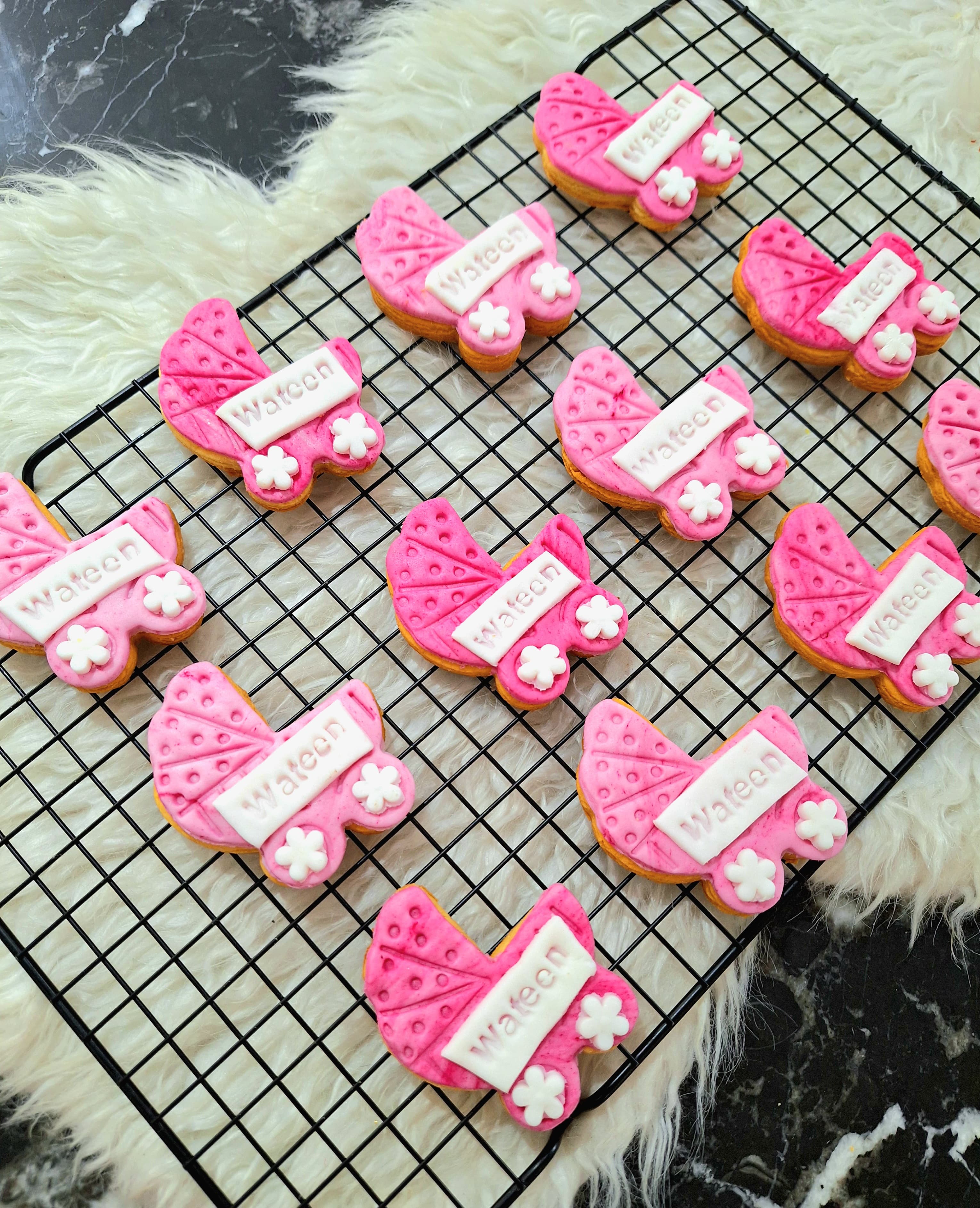 Baby stroller image 1