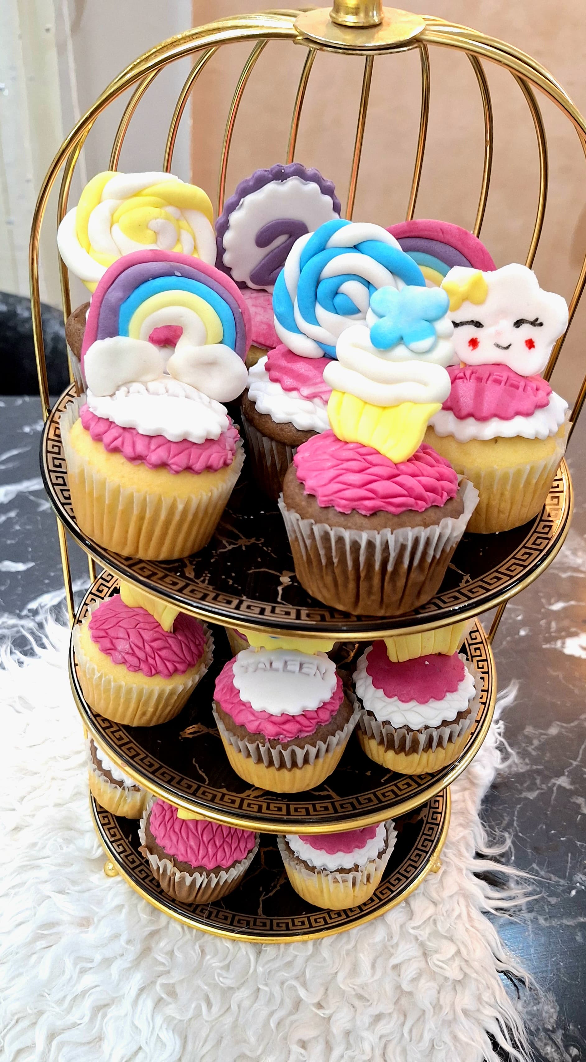Candy cupcake image 1