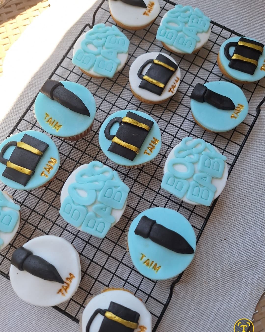 BossBaby cupcake image 1